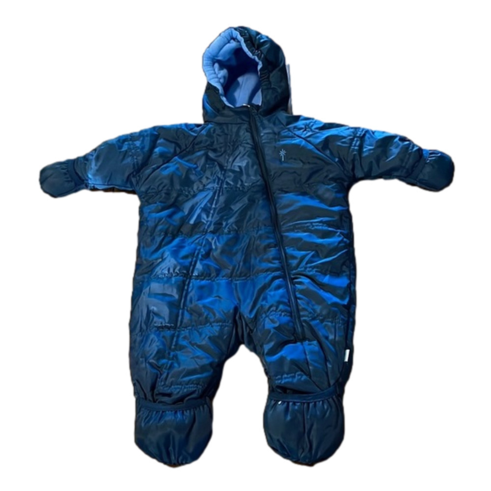 I Play snowsuit, size small ( 6 months)  10-18 lbs